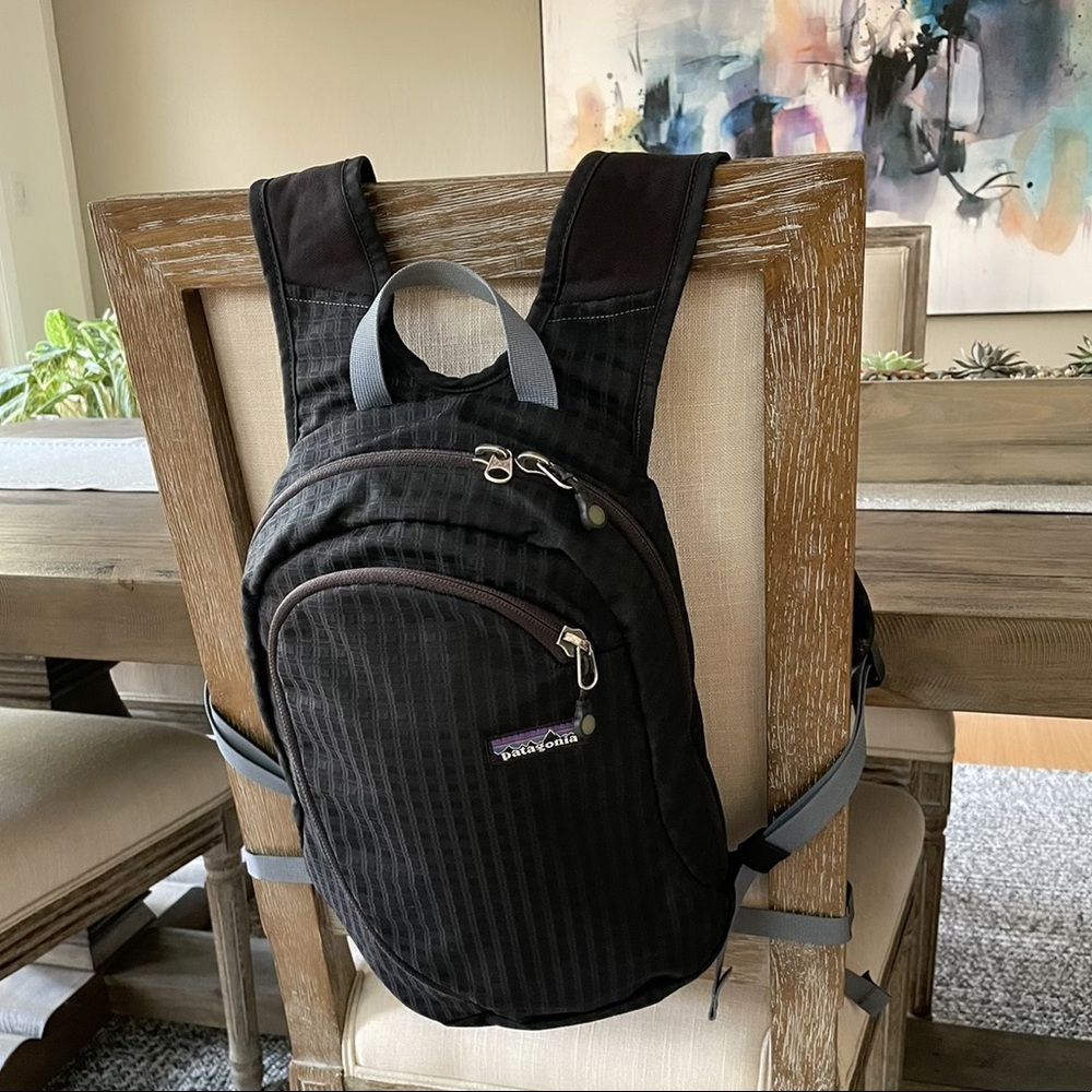 PATAGONIA Lightwire Backpack Small- BLACK 🧗🏻‍♀️